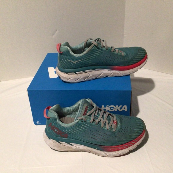 HOKA Clifton 5 running/athletic shoe.lots of miles left.size 7.5 - Picture 7 of 13